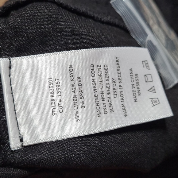 Kut from the Kloth Black Jogger Pants Medium NWT - Picture 5 of 8